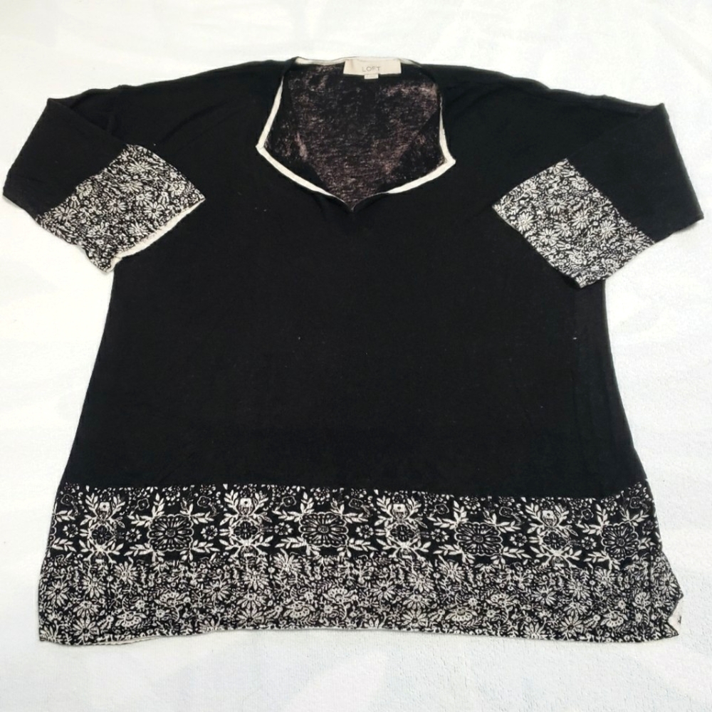 Ann Taylor Loft black 3/4 sleeve floral pattern block shirt